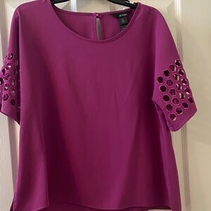 Ali miles Women's Magenta Blouse with Geometric Sleeves